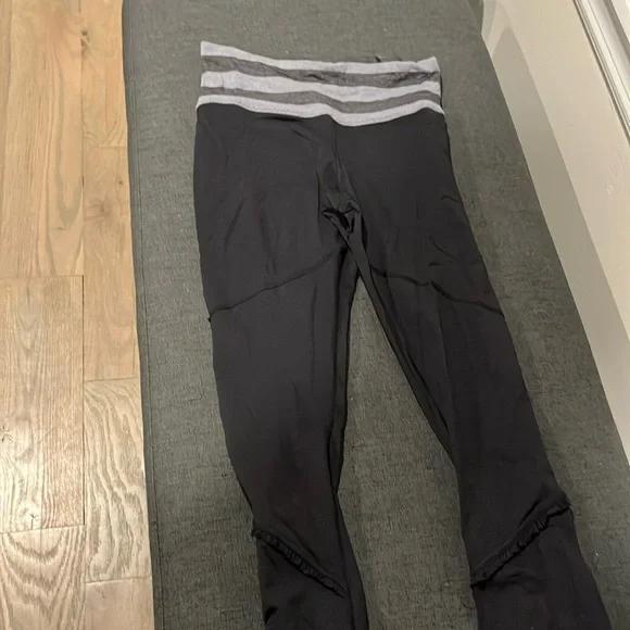 Lululemon running/biking capris - Picture 1 of 5